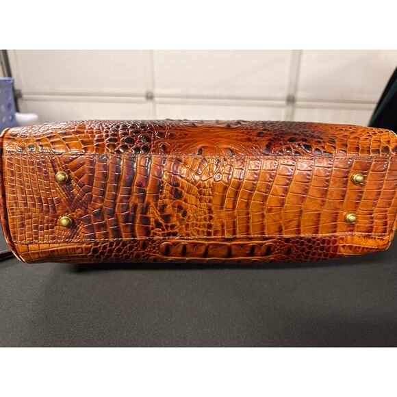 Vintage Brahmin Brown Reptile Embossed Handbag - Picture 4 of 10